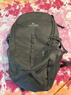 Teton sports water proof back back